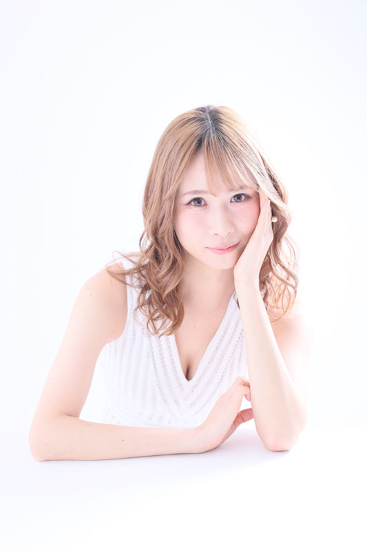 オリジナルライティング 女性 写真